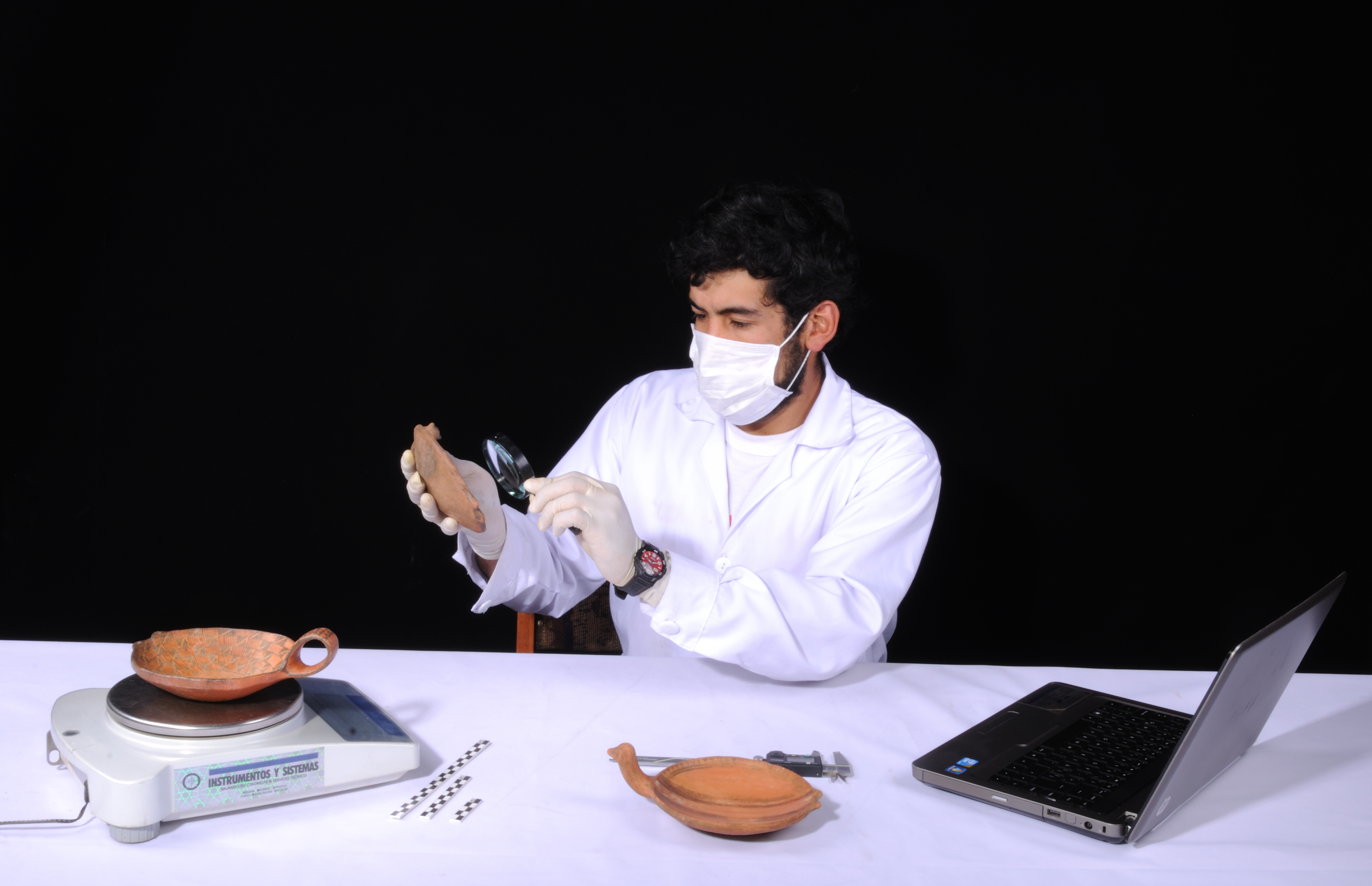 estudiante investigando 1