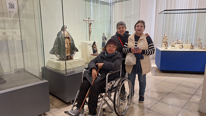 ADULTOS MAYORES MUSEO NACIONAL DE LA CULTURA PERUANA