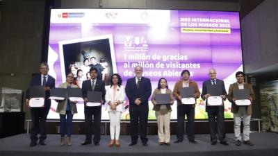Ministra de Cultura entregó reconocimiento a los museos más visitados durante el programa Museos Abiertos
